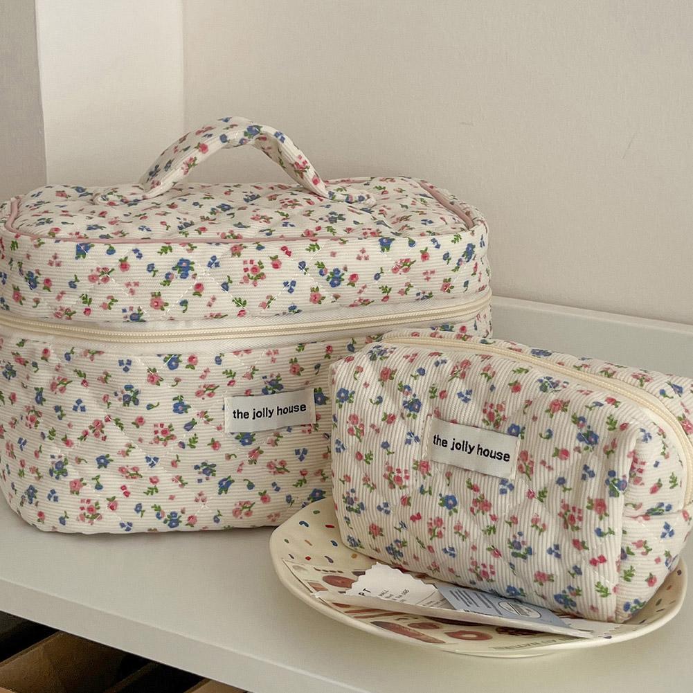 Vintage Floral Quilted Makeup  - Beauty Preservation Makeup Bag recension och pris