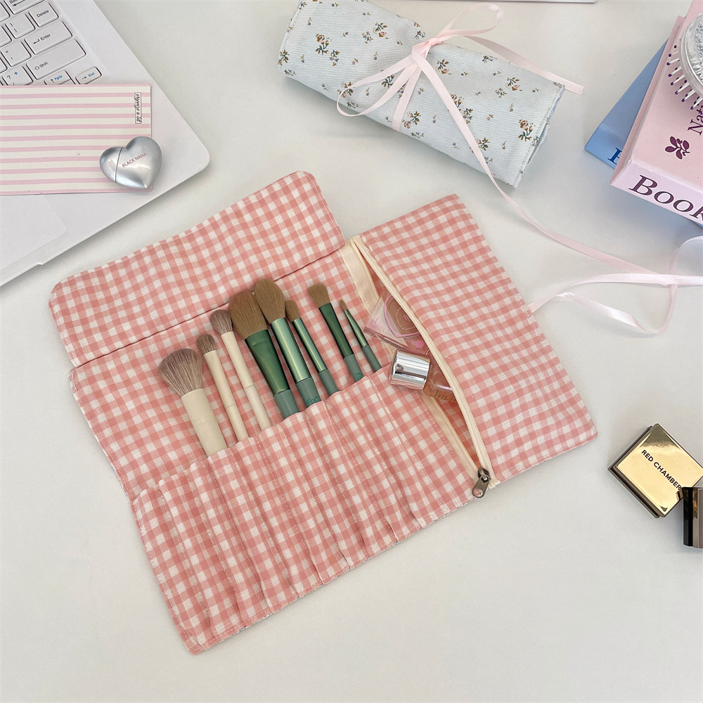 Fabric Floral Makeup Brush Sto - Beauty Preservation Makeup Bag recension och pris