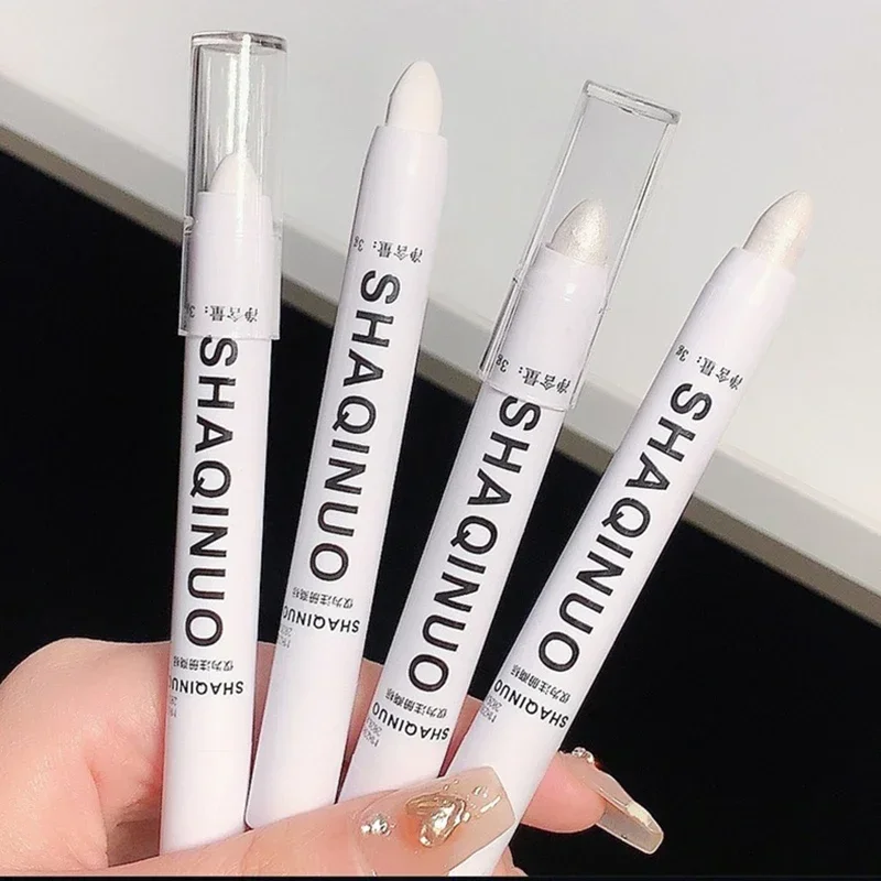 Pearlescent Matte White Eyesha - Beauty Linasi Makeup recension och pris